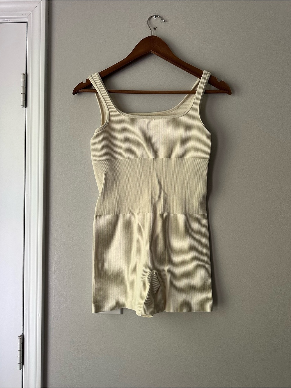 Amazon Essentials Cream Ribbed Tank Romper - Picture 4 of 4